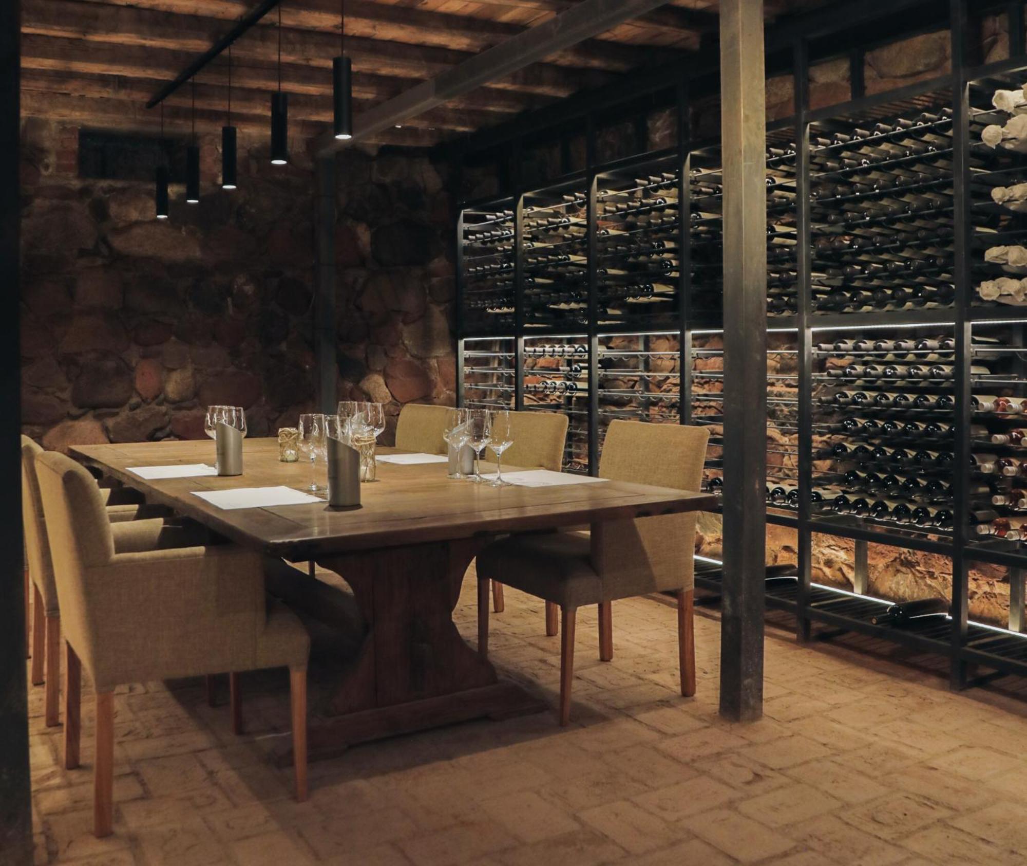 Enlace Wine House Лухан-де-Куйо Экстерьер фото