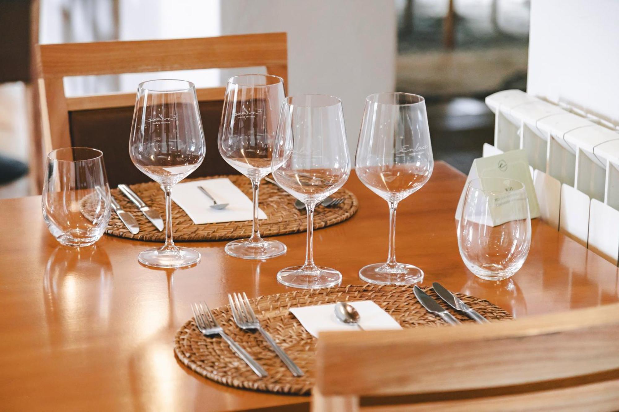 Enlace Wine House Лухан-де-Куйо Экстерьер фото